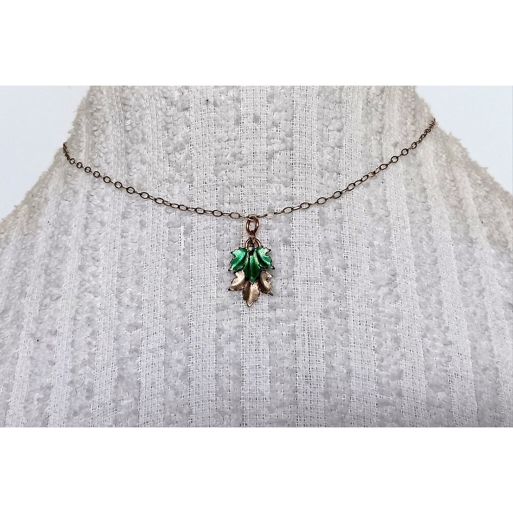 Vintage Dainty Sterling Silver Green Maple Leaf Necklace 14 in